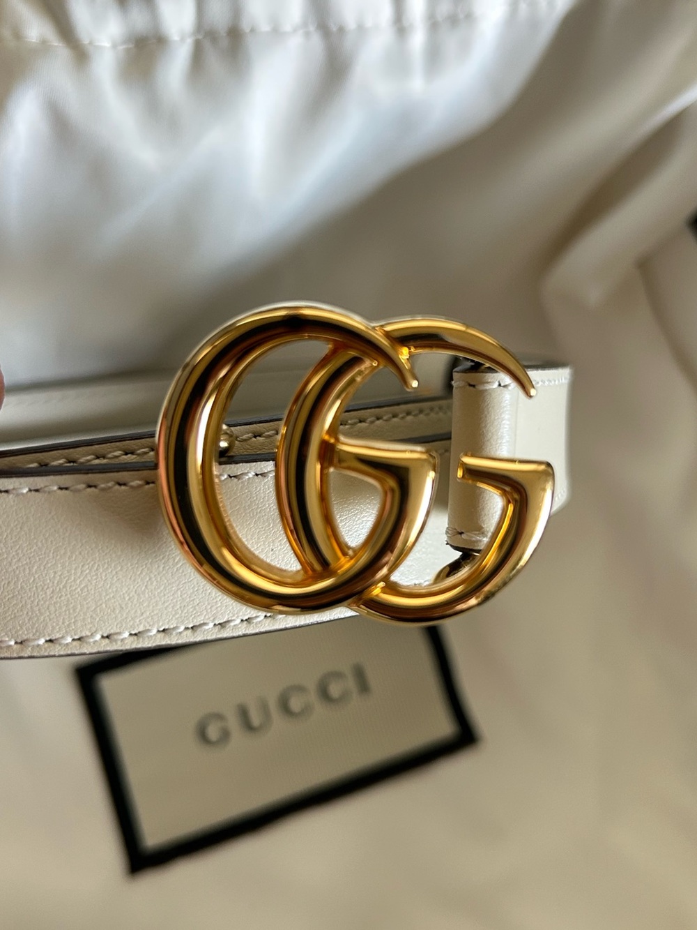 Gucci GG Marmont ivory thin belt